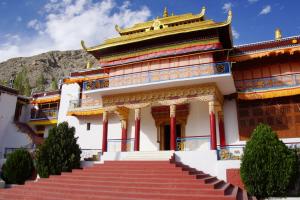 SAMSTANLING GOMPA